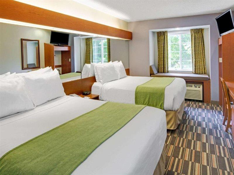 Microtel Inn & Suites By Wyndham Cherokee Exterior photo